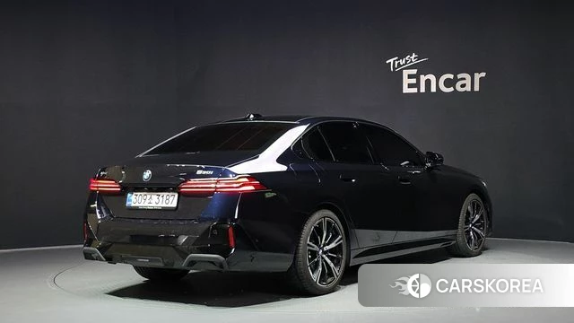 BMW 5 Series (G60) id 4649500 из Кореи 12