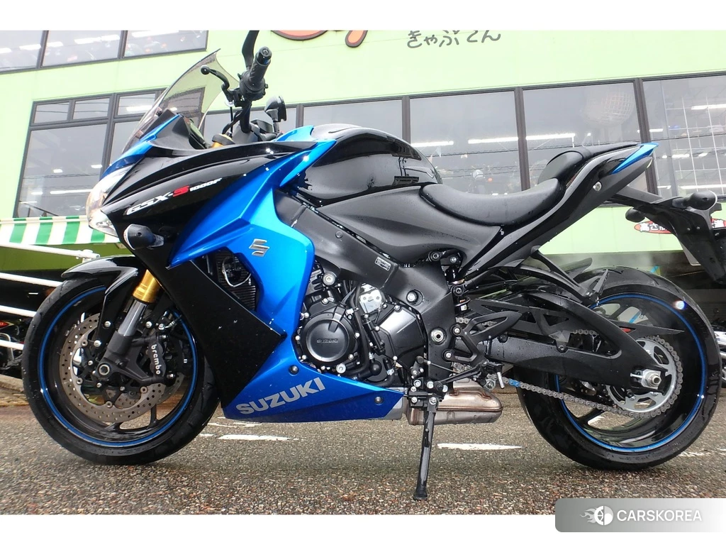 Проданный Suzuki GSX-S1000F 2017 из Японии