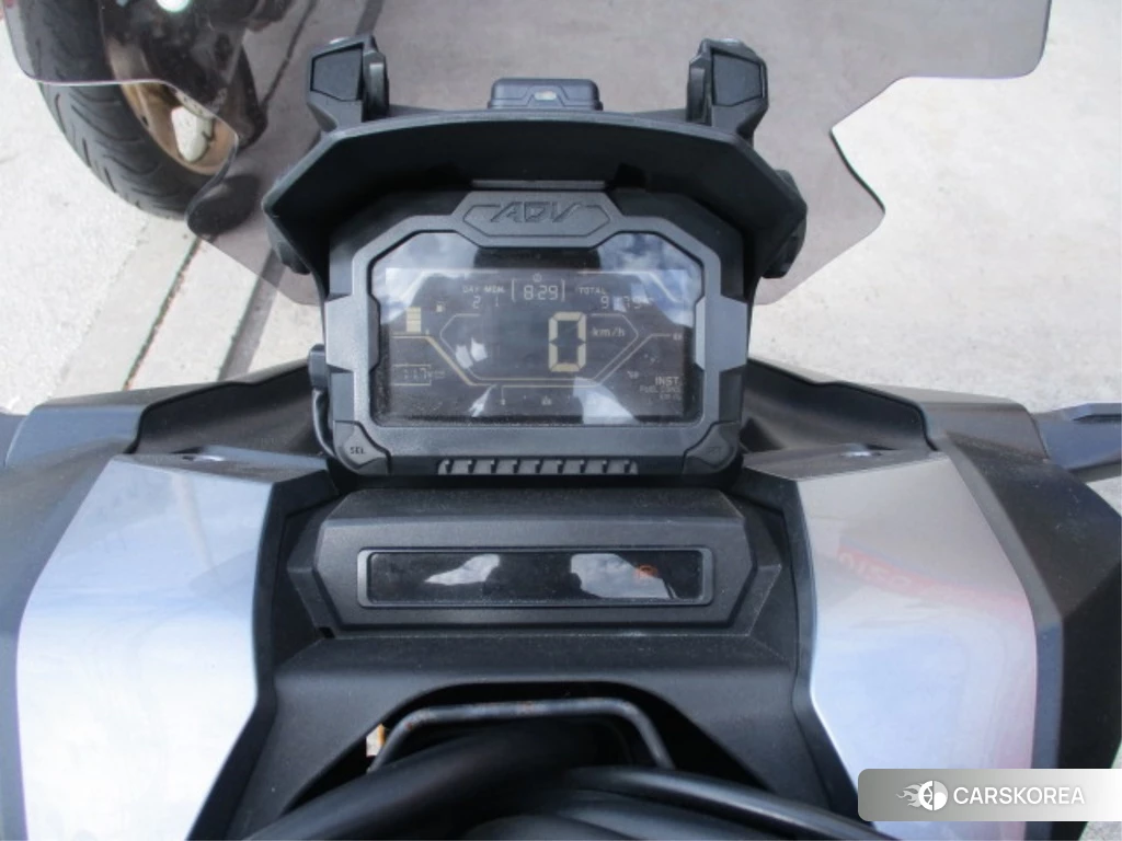 Проданный Honda ADV150 2019 из Японии, фото 2