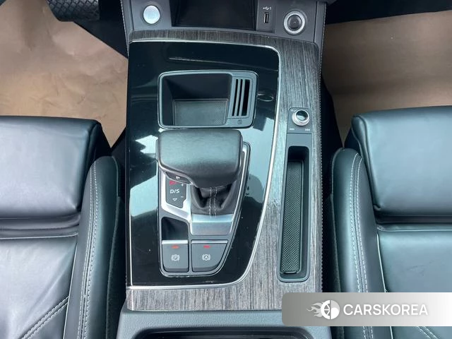 Audi Q5L id 4264095 из Китая 12
