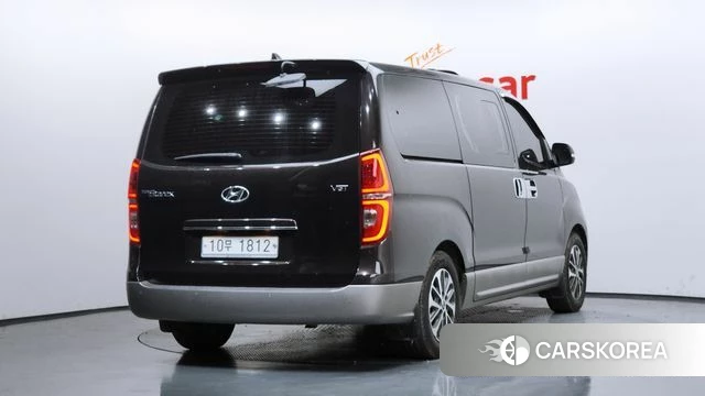 Hyundai The New Grand Starex id 4417309 из Кореи 12