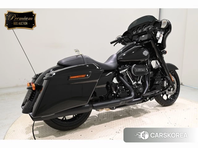 Проданный Harley-Davidson Street Glide FLHXS1870 2024 из Японии