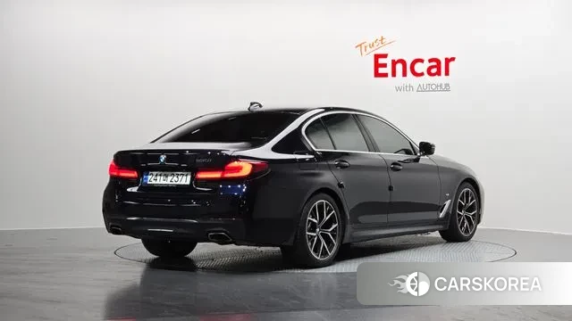 BMW 5 Series (G30) id 3630842 из Кореи 12