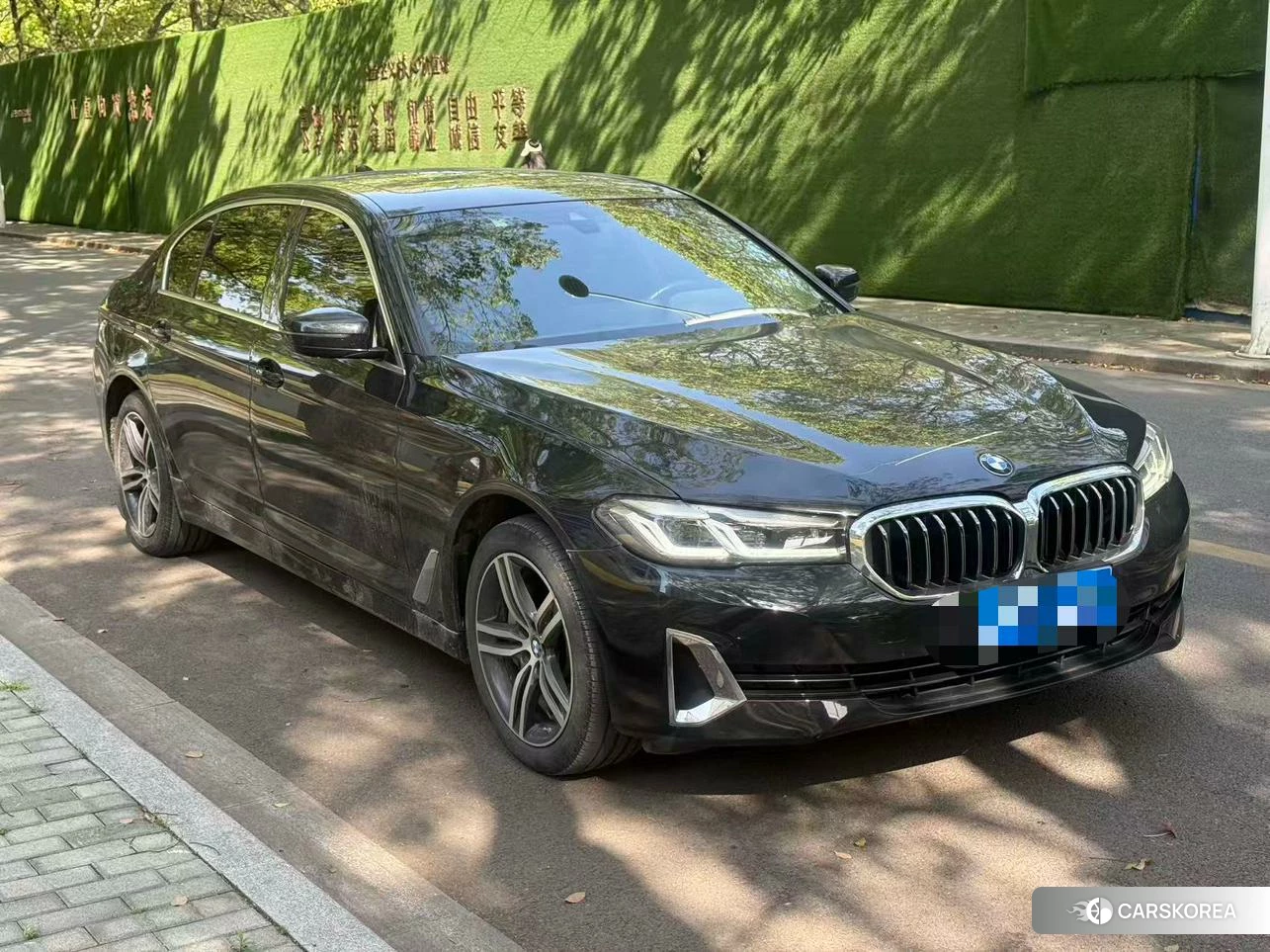 BMW 5 series 2020 Черный из Китая, фото 3