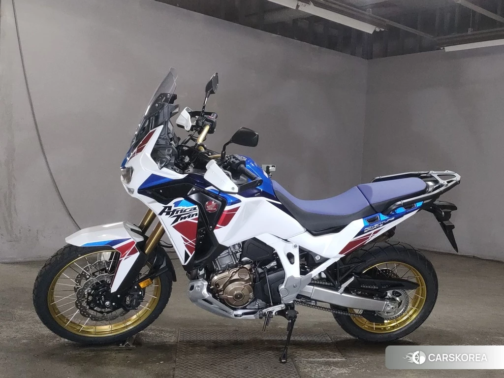 Проданный Honda CRF1100L AFRICA TWIN ADV ES 2024 из Японии