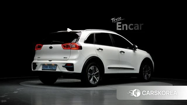 Kia Niro EV id 3924038 из Кореи 12