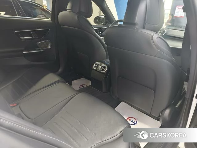Mercedes-Benz Class C 2022 Белый из Китая, фото 2