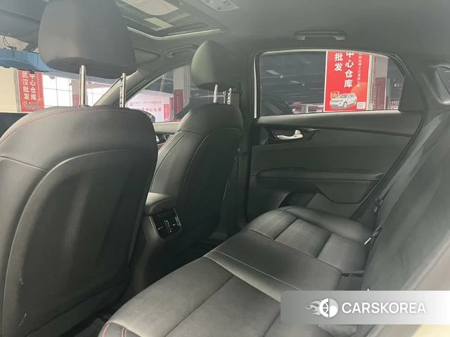 Kia K3 id 3902125 из Китая 8