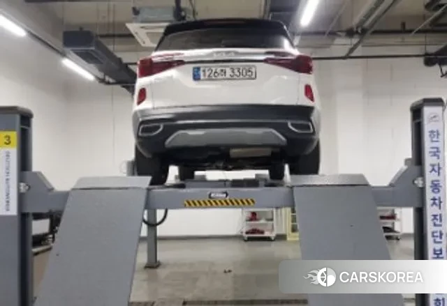 Kia Seltos 2021 Белый из Кореи, фото 2