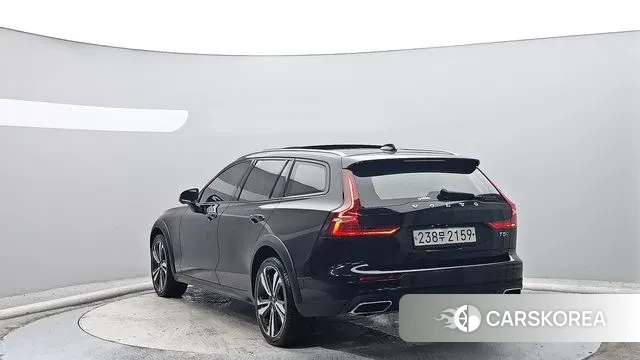 Volvo V60 Cross-Country 2nd Generation id 3760624 из Кореи 12