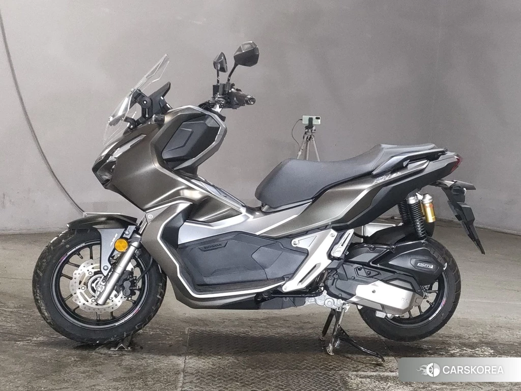 Проданный Honda ADV150 2019 из Японии