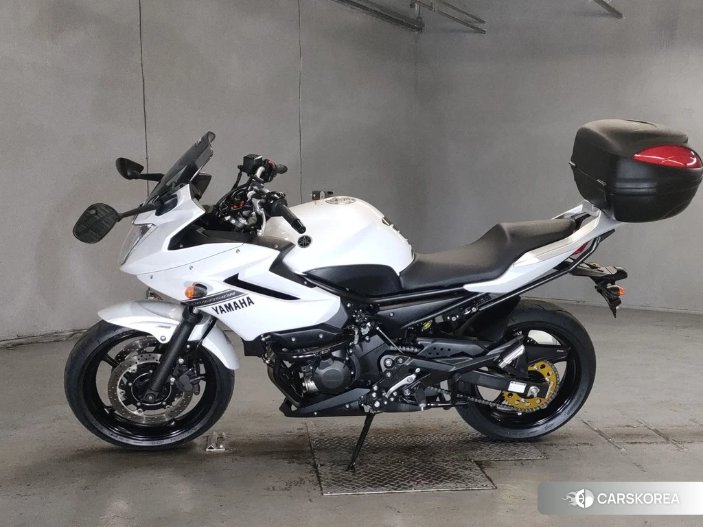 Проданный Yamaha XJ6 DIVERSION 2010 из Японии, фото 2