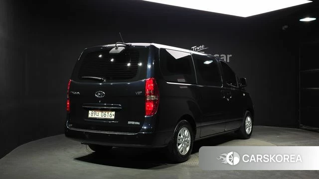 Hyundai The New Grand Starex id 3885226 из Кореи 12