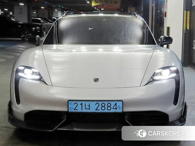 Porsche Taycan id 4533675 из Кореи 12