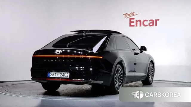 Hyundai Grandeur (GN7) id 3487562 из Кореи 12