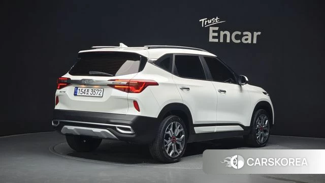 Kia Seltos id 4561635 из Кореи 12