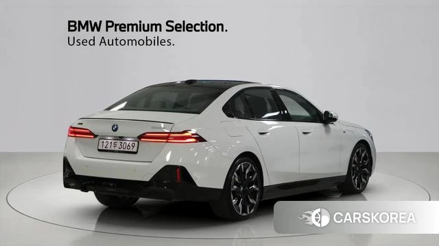 BMW 5 Series (G60) id 4778097 из Кореи 12