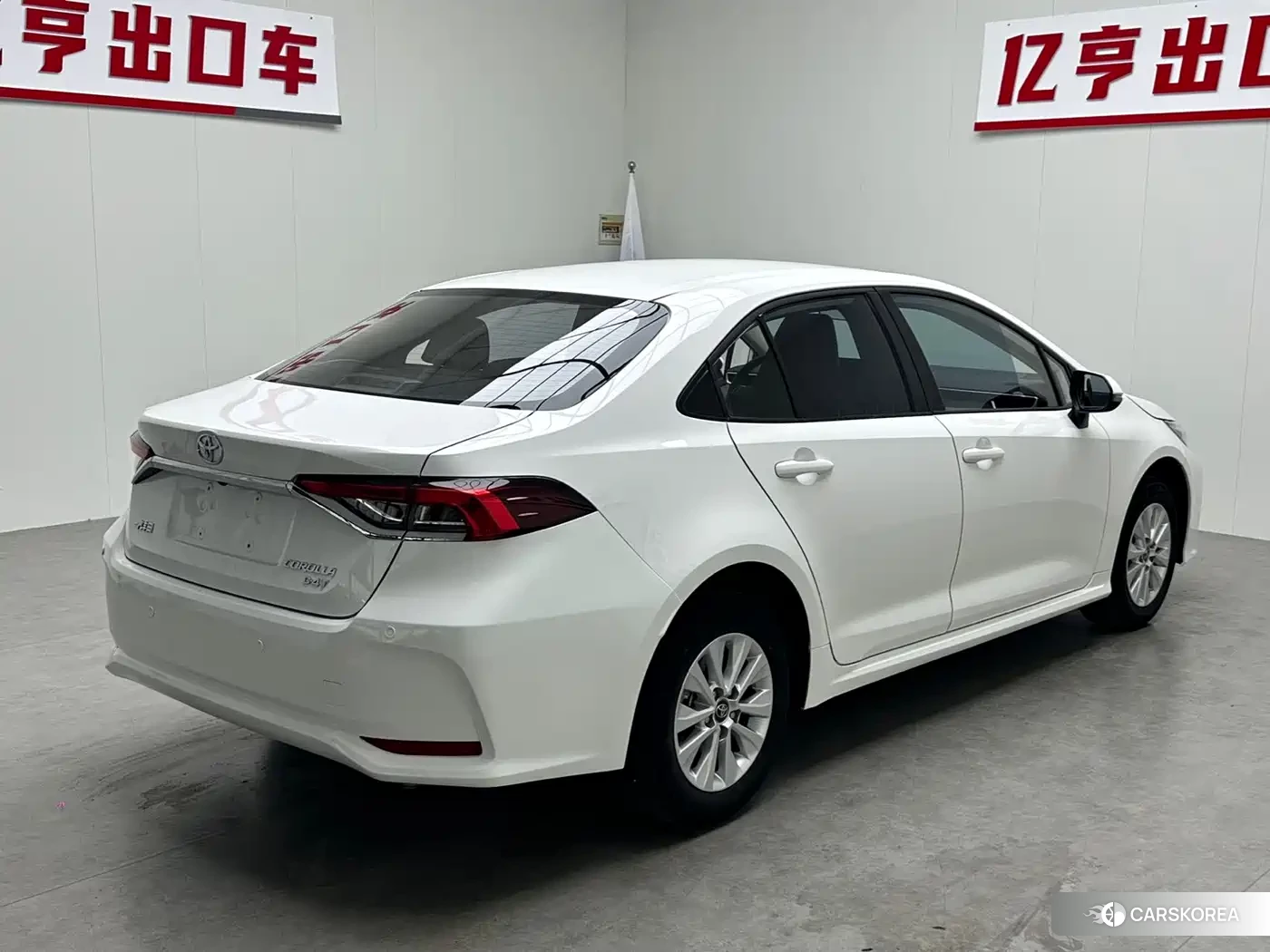 Toyota Corolla id 4674282 из Китая 12