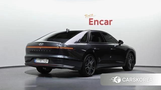 Hyundai Grandeur Hybrid (GN7) id 4382125 из Кореи 12