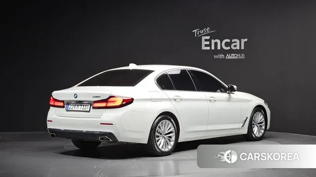 BMW 5 Series (G30) id 3417317 из Кореи 12