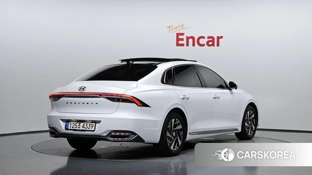 Hyundai The New Grandeur IG Hybrid id 4389256 из Кореи 12