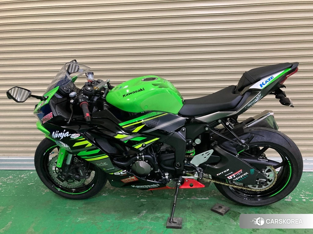Проданный Kawasaki NINJA ZX-6R 2019 из Японии