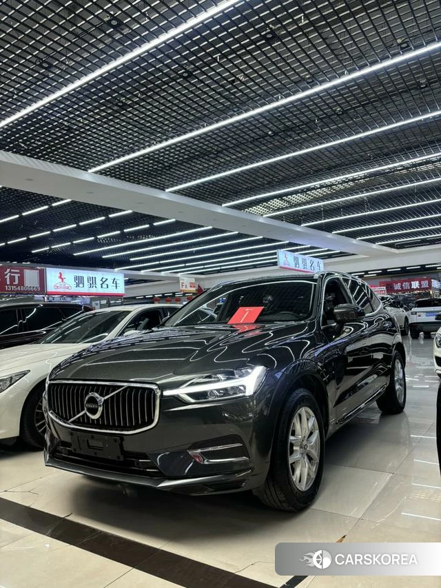 Volvo XC60 2019 Темно-серый из Китая, фото 2