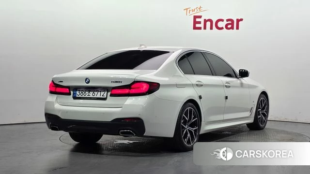 BMW 5 Series (G30) id 4529225 из Кореи 12