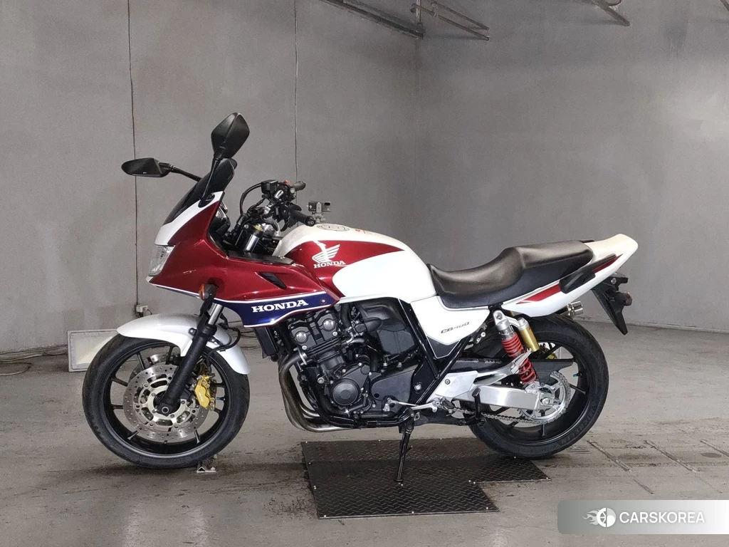 Проданный Honda CB400SF BOLDOR 2014 из Японии