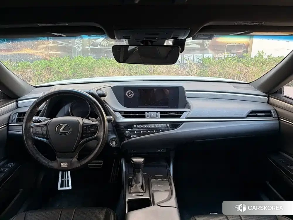 Lexus ES id 4680787 из Китая 7