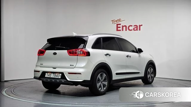 Kia Niro id 4587141 из Кореи 12