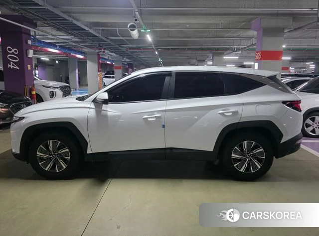 Hyundai Tucson Hybrid (NX4) 2022 Белый из Кореи, фото 6