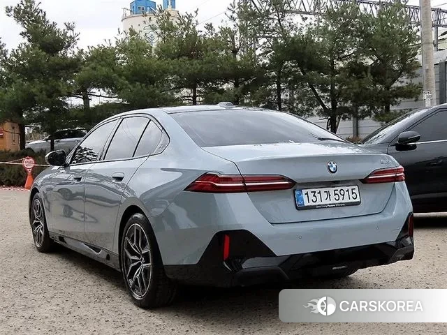 BMW 5 Series (G60) id 3507241 из Кореи 12