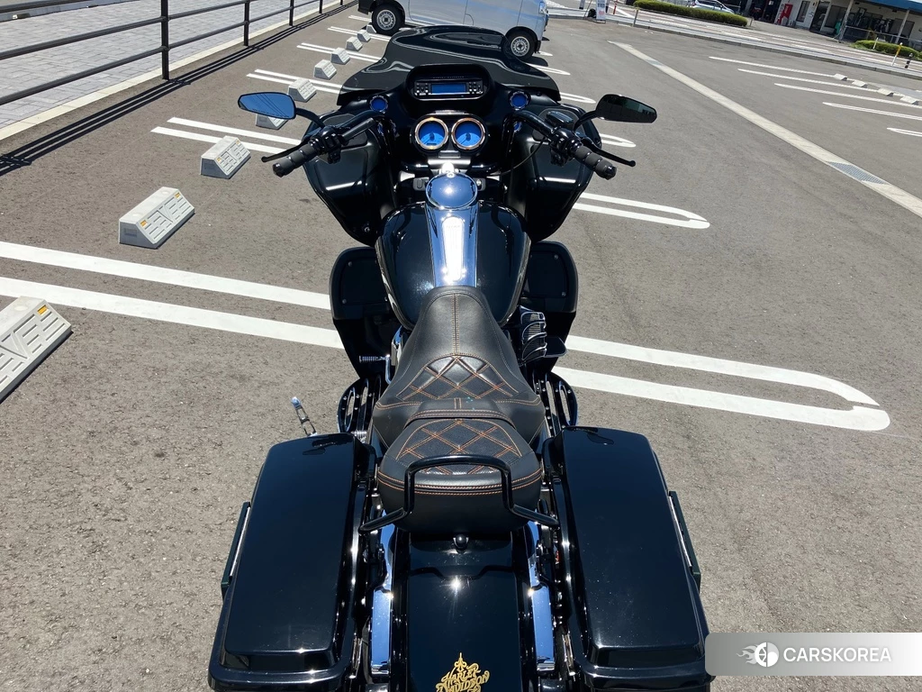 Проданный Harley-Davidson Road Glide FLTRX1580 2011 из Японии