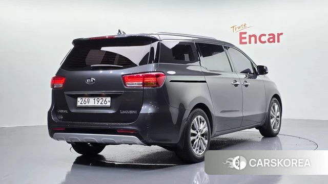 Kia All New Carnival id 4430490 из Кореи 12