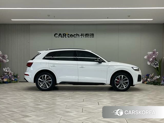 Audi Q5L id 4253080 из Китая 11