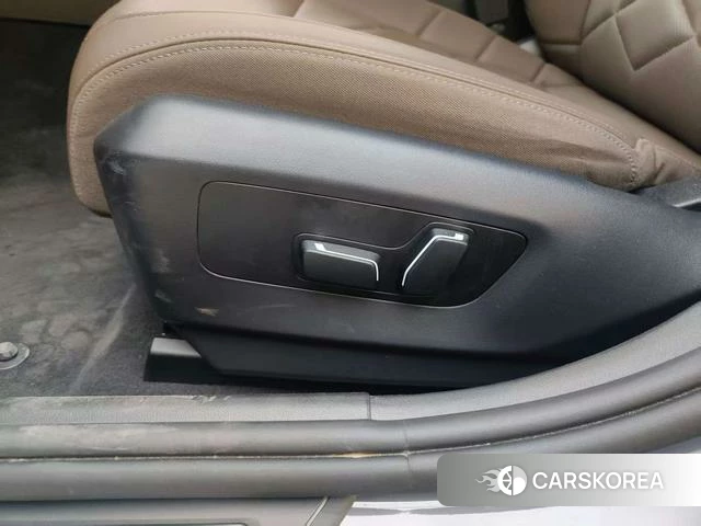 BMW i5 id 4258009 из Китая 10