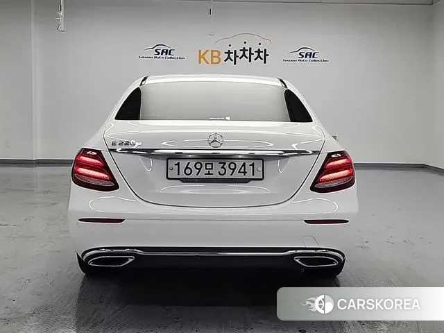 Mercedes-Benz E-Class W213 id 3705864 из Кореи 10
