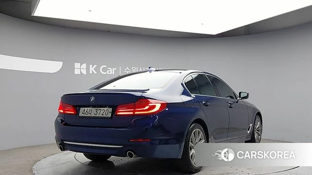 BMW 5 Series (G30) id 4225412 из Кореи 12