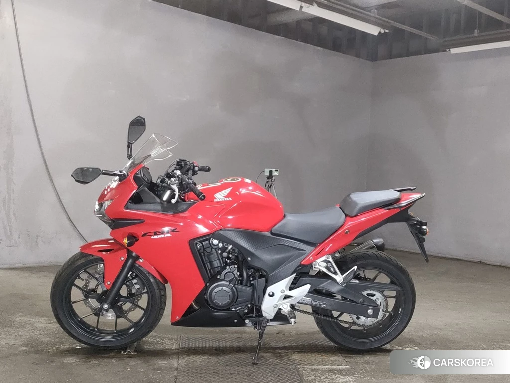 Проданный Honda CBR400R 2013 из Японии