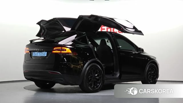 Tesla Model X id 4693816 из Кореи 12