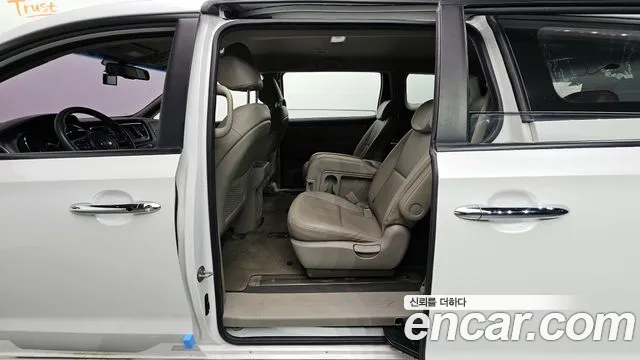 Kia The New Carnival id 2761162 из Кореи 12