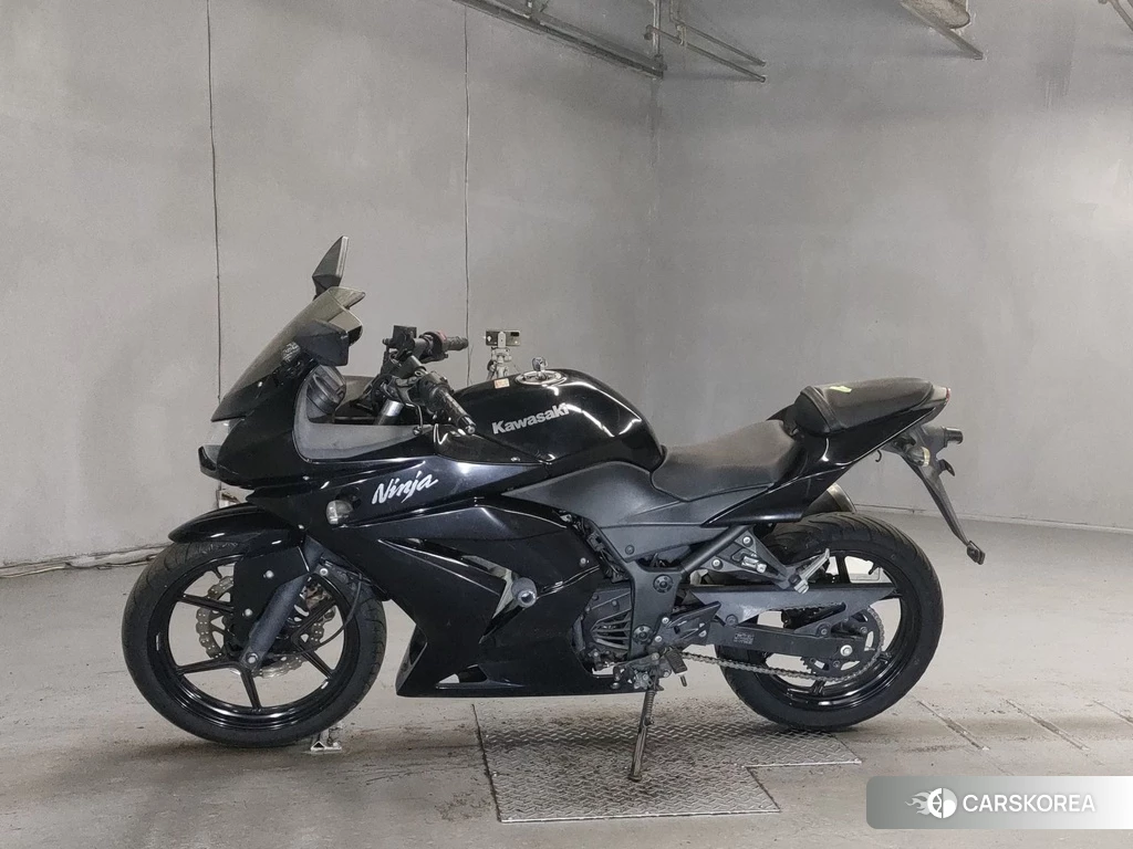 Проданный Kawasaki NINJA 250R id 4167464 из Японии