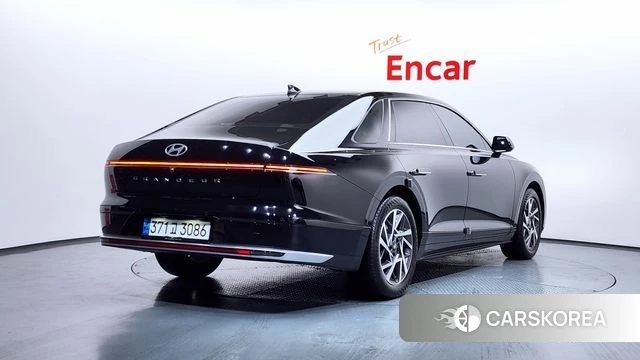 Hyundai Grandeur (GN7) id 3864989 из Кореи 12