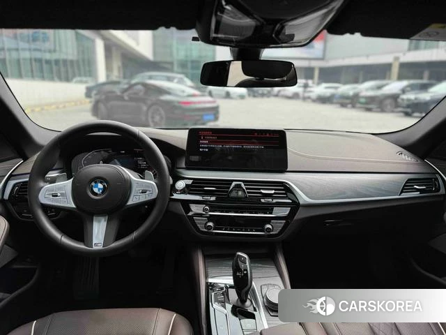 BMW 5 series 2023 Черный из Китая, фото 6