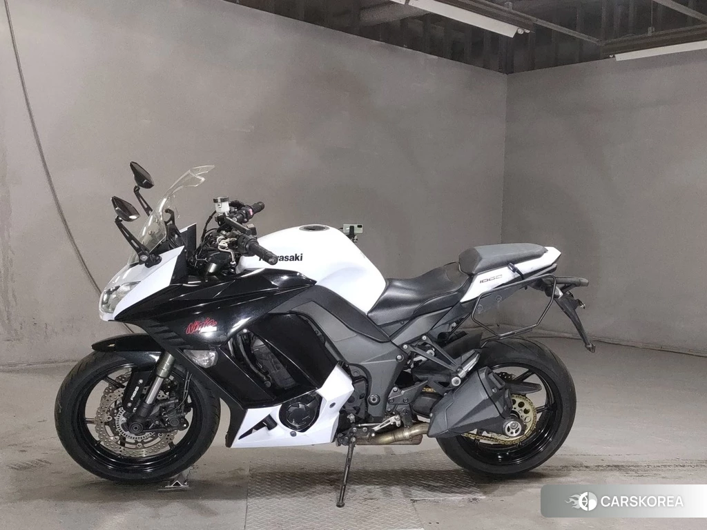 Проданный Kawasaki NINJA 1000 2013 из Японии