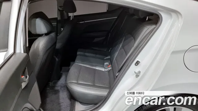 Hyundai Avante AD id 2657918 из Кореи 12