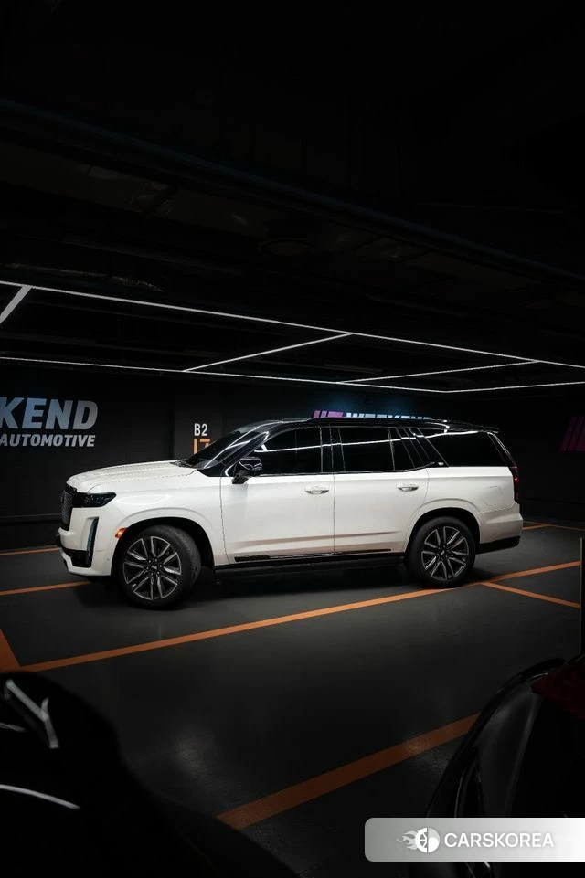 Cadillac Escalade 5th Generation 2021 Белый из Кореи, фото 3