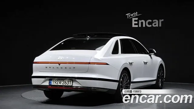 Hyundai Grandeur Hybrid (GN7) id 2910328 из Кореи 12