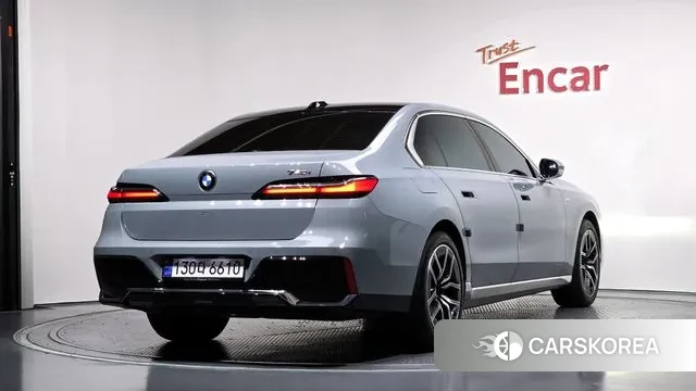 BMW 7 Series (G70) id 3400265 из Кореи 12